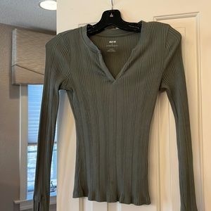 $10 Tuesday - price firm!  Maeve knit top